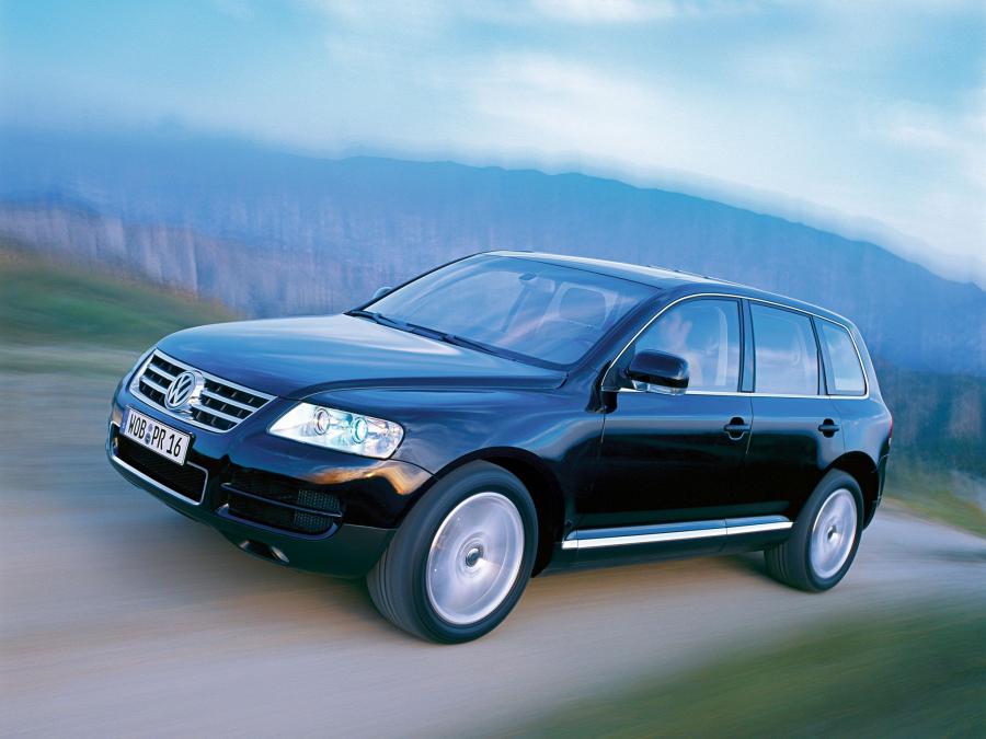  Volkswagen Touareg V6 TDi 2004 года  (фото 3 из 9)